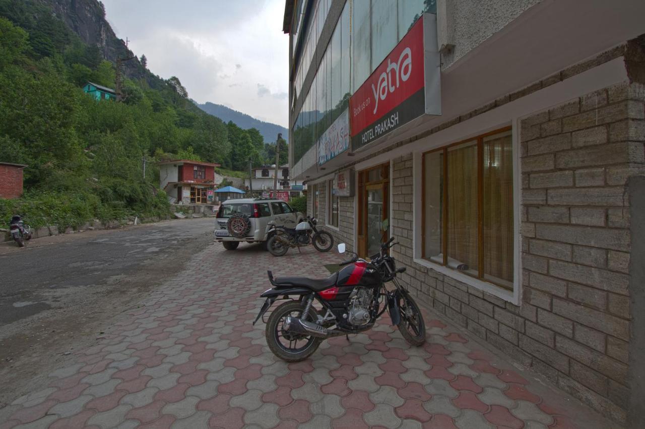 Ayushman Hotels Manāli Exteriör bild